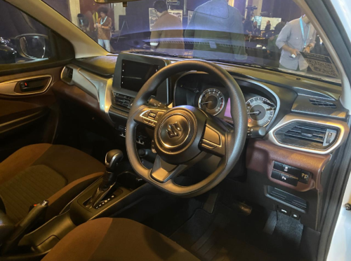 Biar Paham, Ini Perbedaan 3 Varian Suzuki Fronx Lebih Lengkap dan Detail