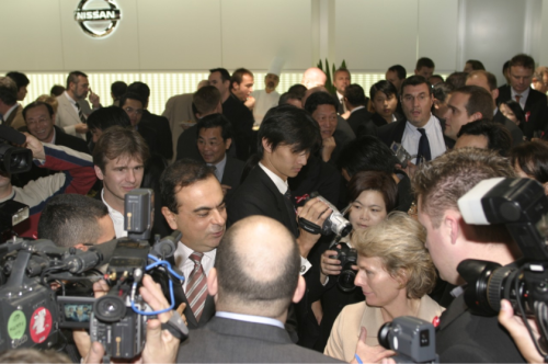 Nissan, Saat Bertemu Langsung Carlos Ghosn, Kisah di Balik Pengemplang Uang Nissan 80 Juta Dollar AS di Film Dokumenter