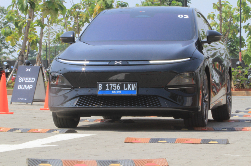 First Drive XPeng G6, Begini Rasa Berkendara Penantang BYD Sealion 7 dan AION Hyptec