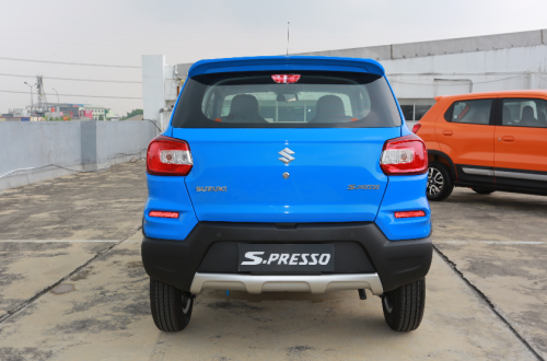 Suzuki , Kencan Ngopi Makin Asyik, Beli Suzuki S-Presso Gres Diguyur Diskon Rp 27 Juta