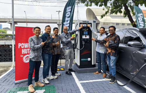 Geely, Pemilik Mobil EX 5 Kini Aman, Geely dan Voltron Sediakan Jaringan SPKLU di Semua Dealer