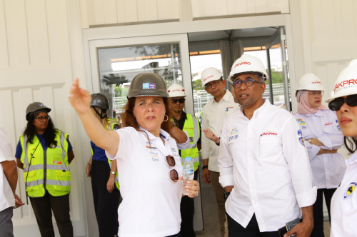 Mobil Formula E Gen3 Evo Curi Perhatian di Bundaran HI, Sirkuit Jakarta International E-Prix Ancol Siap 90%