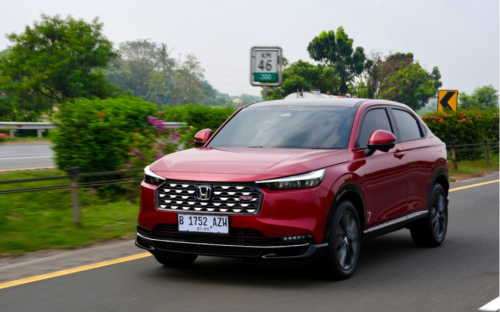 Toyota, Toyota Yaris, Toyota Yaris Cross, Honda, Honda HR-V, Honda e, Hasil Tes Toyota Yaris Cross Hybrid dan Honda HR-V e:HEV, Siapa Paling Irit BBM?