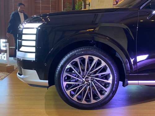 Hyundai, Bedah Tuntas Perbedaan Hyundai Palisade Hybrid Tipe Signature dan Calligraphy