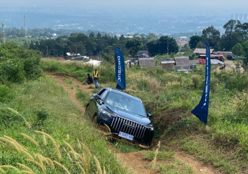 Uji Ketangguhan Jaecoo J8 AWD di Trek Off-road, Efortless Tanpa Batas, Pelototi Foto-foto Ekstremnya!a!