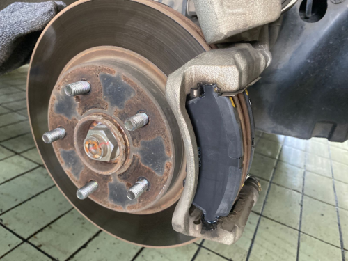 Tanda-Tanda Kampas Rem Mobil Wajib Diganti Baru, Cukup Perhatikan 5 Gejala Ini