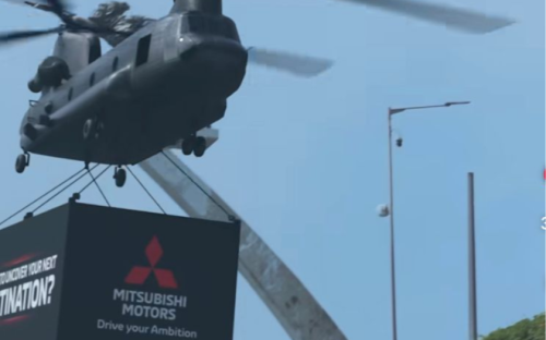 Mitsubishi, Wow, Ada Mystery Box Terbang di Atas Kota Jakarta, Itukah Mitsubishi DST yang Siap Meluncur Bulan Depan?