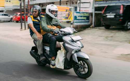 Yamaha, Yamaha Gear Ultima Buktikan Ketangguhan di Grebek Pasar Rame Palembang, Lincah Bawa Beban dan Mulus Menanjak
