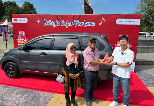 Daihatsu, Pecah, Ribuan Warga Palembang Banjiri Daihatsu Kumpul Sahabat
