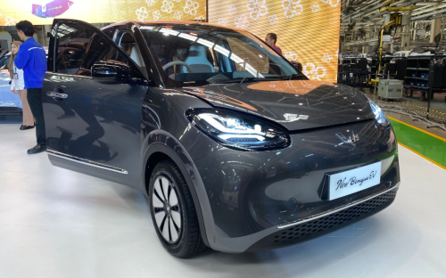 Wuling Binguo, Wuling, Wuling New Binguo EV Suguhkan 2 Tipe Baru, Lite dan Pro, Ini Perbedaan Detailnya