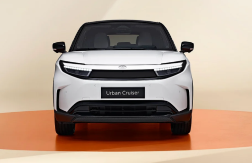 Toyota, Toyota Urban Cruiser, Suzuki eVitara , Suzuki , Pakai Platform Sama, Toyota Urban Cruiser EV dan Suzuki eVitara Hadir di GIIAS 2025, Ini Bedanya