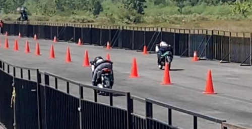 Galeri Foto: Pertamax Turbo Drag Bike 2025 di Sirkuit Lanud Gading Wonosari