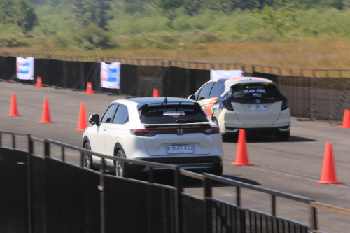 Pertamax Turbo Drag Fest 2025 Sukses Digelar, Pembalap Gresik Raih Waktu Tercepat 7,4 Detik