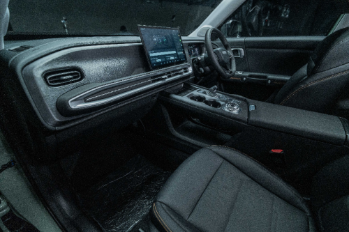 Cuma di GIIAS 2025, Pesan BAIC BJ30 Hybrid AWD Dapat Potongan Harga Rp 30 Juta