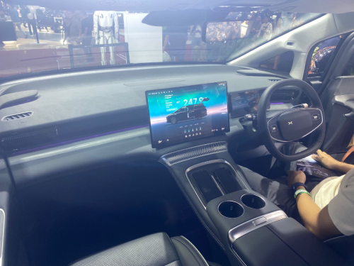 Pilihan MPV Listrik Premium, Ada Denza D9, Mifa 9 dan Xpeng X9, Ini Bedanya Bos!