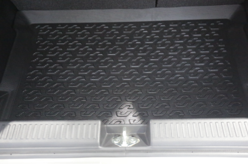 Aksesori Suzuki Fronx Mejeng di GIIAS 2025, Tak Sekadar Pelengkap Tapi Layak Dikoleksi