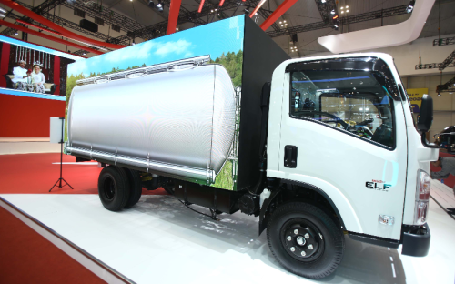 Isuzu Elf Terlaris di GIIAS 2025, Penjualan Total Tembus 969 SPK
