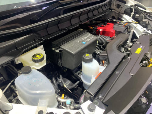 Adu Spesifikasi Van Hybrid : All New Nissan Serena e-Power vs Honda Step WGN e:HEV