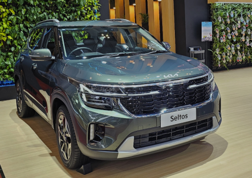 Kia, Kia Sonet, Kia Seltos, Kia Bikin SUV Mewah Jadi Terjangkau Lewat Sonet dan Seltos, Dibanderol Segini di GIIAS 2025