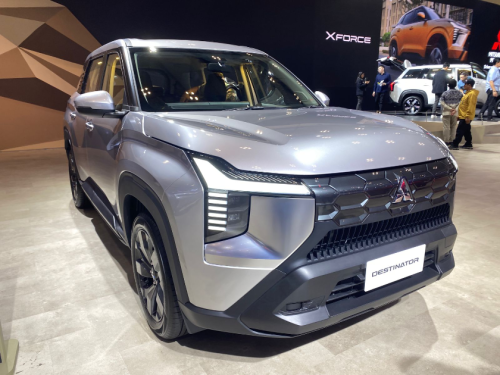 Mitsubishi, Mitsubishi Destinator, Mitsubishi Raih 4.110 SPK Selama 11 Hari GIIAS 2025, Destinator Paling Banyak Dipesan