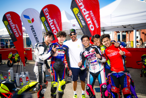 MotoGP, Valentino Rossi, Galeri Foto: Keseruan 5 Pembalap Muda Indonesia Jalani Summer Camp di Markas Legenda MotoGP Valentino Rossi