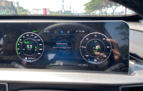 First Drive Chery Tiggo Cross CSH, Saat Mode EV Tergantung Kaki