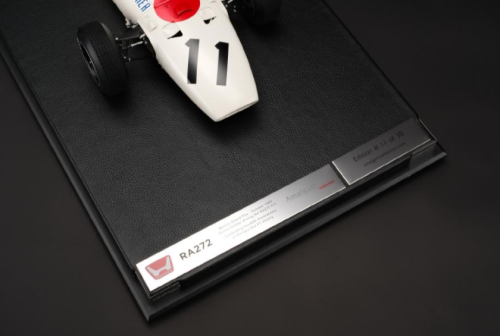 Langka Nih, HRC Rilis Miniatur Mobil Balap F1 Honda RA272, Stok Sangat Terbatas