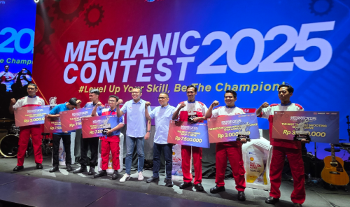 Astra Otoparts Pecahkan Rekor MURI Penggantian Oli Serentak Terbanyak