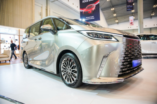 Maybach, Intip Deretan Mobil-mobil Sangar di BCA Expo 2025, Ada New Maybach GLS Harga Rp 10 Miliar