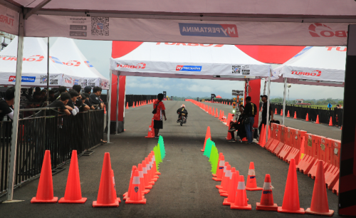 Pertamax Turbo Drag Fest 2025 Tasikmalaya, Peserta Membludak, Intip Foto Keseruannya