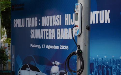 Nempel di Tiang Listrik, SPKLU Pole-Mounted Pertama Hadir di Indonesia