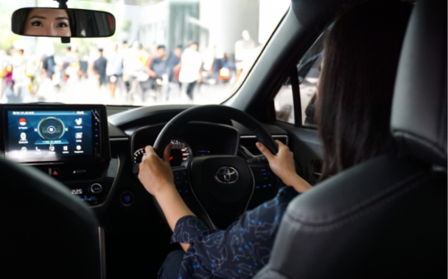 6 Tips Saat Terjebak Kemacetan Parah, Biar Nggak Bete