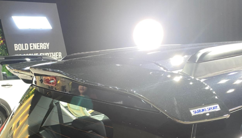 Suzuki , 10 Ubahan Suzuki New XL7 Hybrid Alpha Kuro, Makin Eksklusif Berkat Dominan Hitam