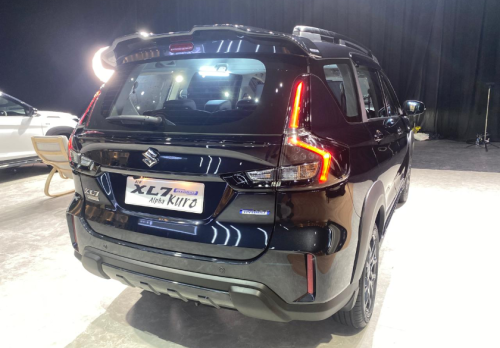 10 Ubahan Suzuki New XL7 Hybrid Alpha Kuro, Makin Eksklusif Berkat Dominan Hitam