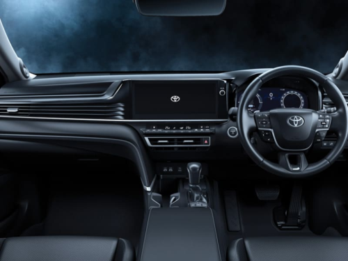 Toyota, Toyota Camry, Toyota Luncurkan New Camry 2.5 V AT, Penampilan Makin Ganteng, Interior dan Suspensi Diupgrade