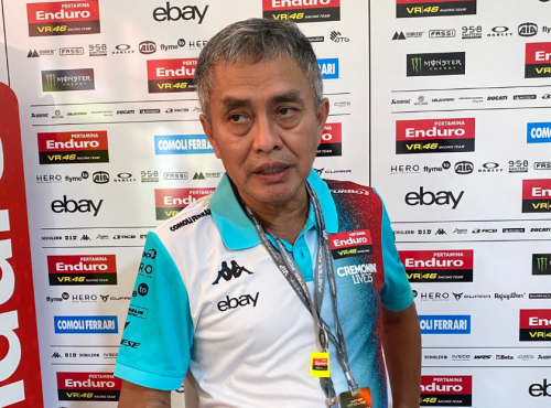 MotoGP, Valentino Rossi, Hasil Lelang, Helm AGV Tanda Tangan Legenda MotoGP Valentino Rossi Laku Rp 15 Juta