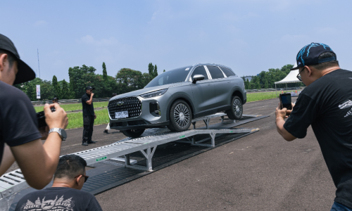 Tes Chery Tiggo 9 CSH AWD, Mulai Suspensi, Fitur Keselamatan dan Akselerasi 0-100 Km/Jam Hanya 5,01 Detik