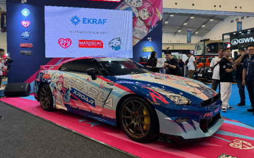 Nissan, Nissan GTR R35 Dibungkus Sticker Ini, Karakter EVOS Disekujur Bodi Jadi Lebih Hidup