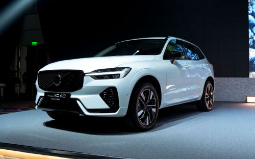 Volvo, Volvo XC60, Volvo XC60 Plug-in Hybrid Resmi Meluncur, Harga Tanpa Subsidi Dibanderol Rp 1,5 Miliar