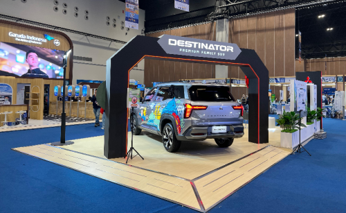 Mitsubishi, Mitsubishi Destinator, Asyik, Terbang Pakai Garuda Indonesia Bisa Bawa Mitsubishi Destinator ke Garasi Rumah