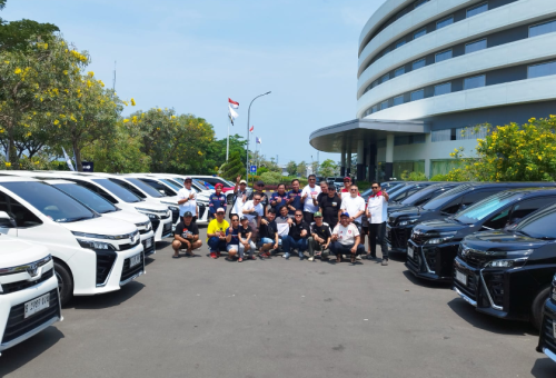 Touring, Rayakan Anniversary ke-8, Komunitas Voxy Club Indonesia Touring ke Cirebon Berbagi Edukasi Sesama Member