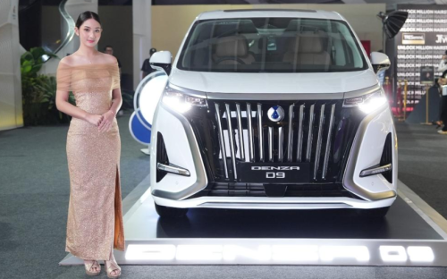 BYD Denza D9, BYD, Dukung Pelaku Industri Kreatif, Denza D9 dan BYD Sealion 7 Hadir di Jakarta Fashion Week 2026
