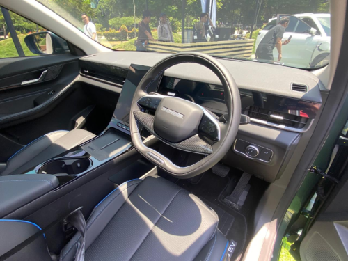 Nggak Masuk Nalar, Harga Cuma Rp 249 Juta, Ini Spesifikasi Melimpah Jaecoo J5 EV