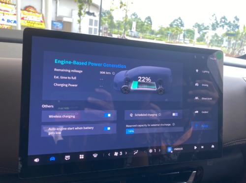 Duel MPV Keluarga Masa Kini: Toyota Innova Zenix Hybrid vs Wuling Cortez Darion