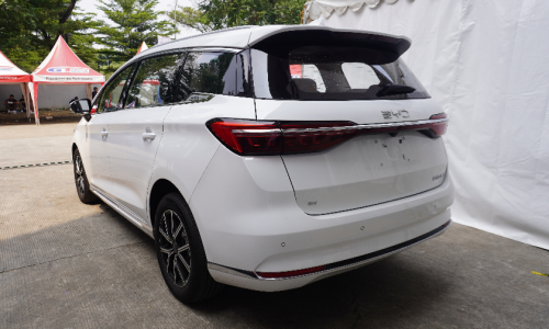 Wuling, BYD, Komparasi Panas MPV Listrik : Wuling Darion, BYD M6 dan VF MPV 7