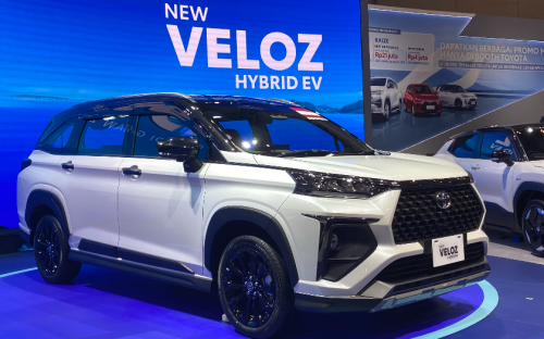 Toyota, Harga Toyota New Veloz Hybrid EV Bikin Pemilik Veloz Bensin Menyesal?