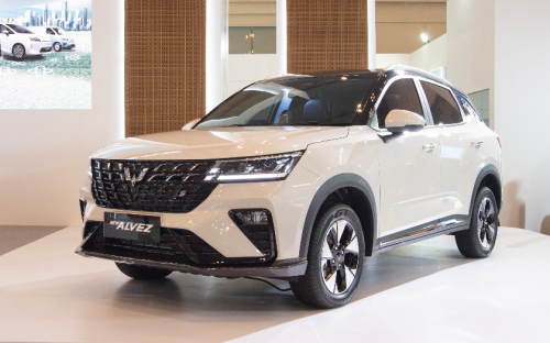Wuling, Wuling New Alvez Facelift Resmi Meluncur, Tampil Fresh Harga Rp 200 Jutaan