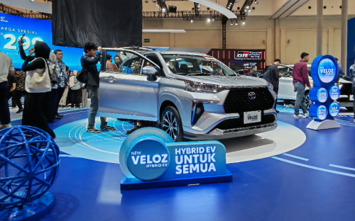 Toyota, Kredit Toyota Veloz Hybrid Nggak Kuras Kantong, Cicilan Rp 5,9 Jutaan DP Dibawah Rp 100 Juta!