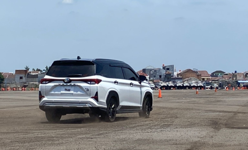 First Drive Toyota New Veloz Hybrid, Ini Bedanya Dengan Veloz Non-hybrid