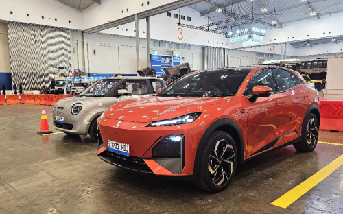 Kejutan, Beli Changan Deepal S07 dan Lumin di GJAW, Diganjar Lucky Dip iPhone 17, DJI Osmo 3 Hingga Samsung Galaxy A56